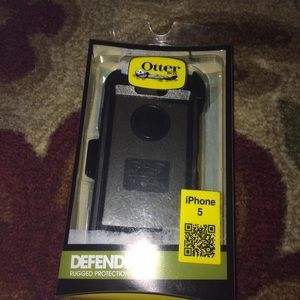 Black defender series otterbox